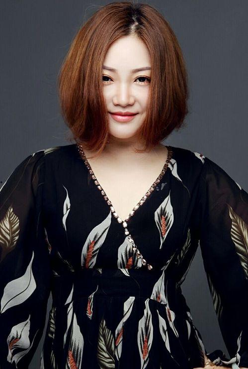 歌手陈瑞照片,光影中的音乐传奇